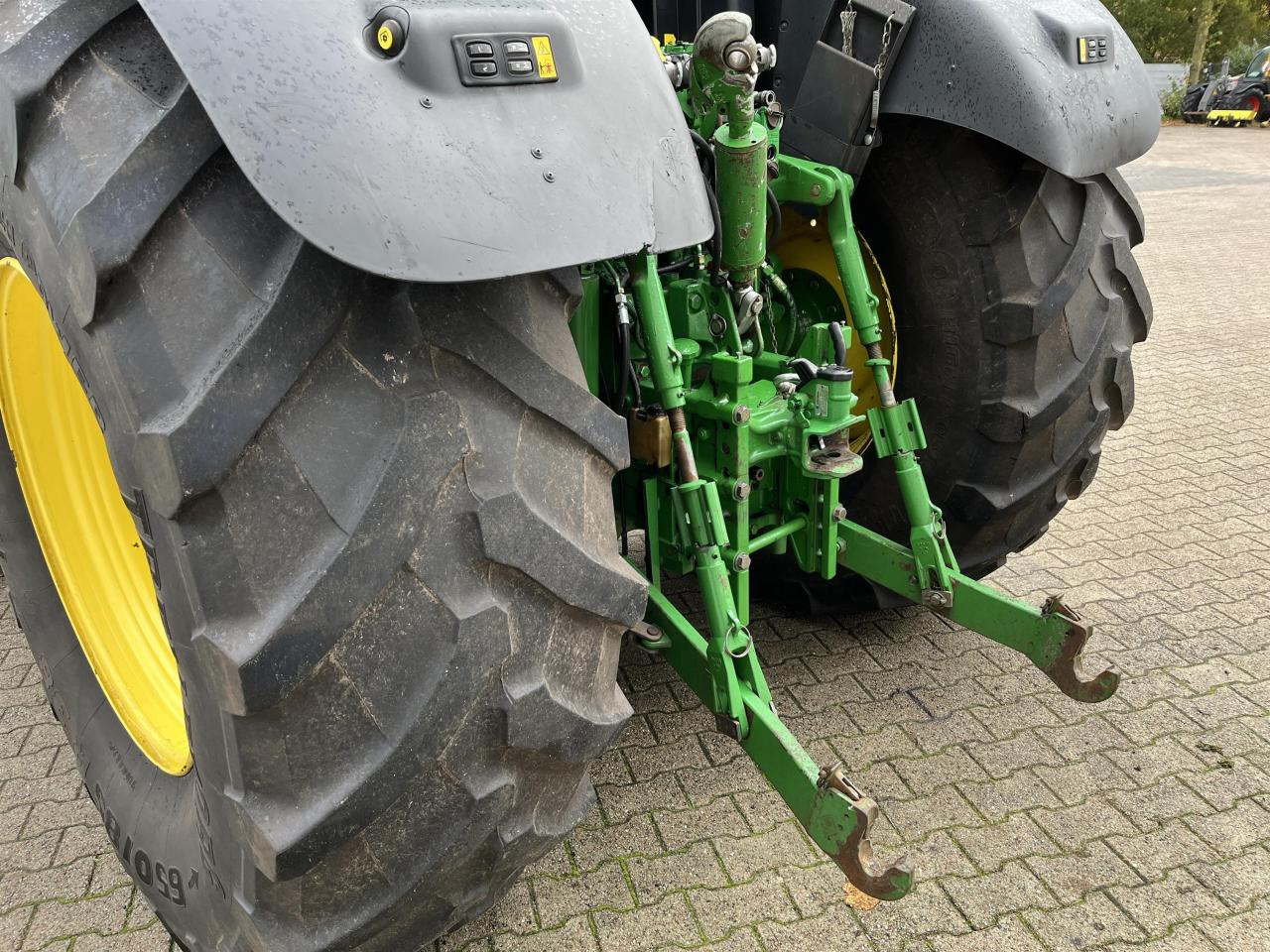John Deere 6190R - Tracteur agricole: photos 3 John Deere 6190R - Tracteur agricole: photos 3