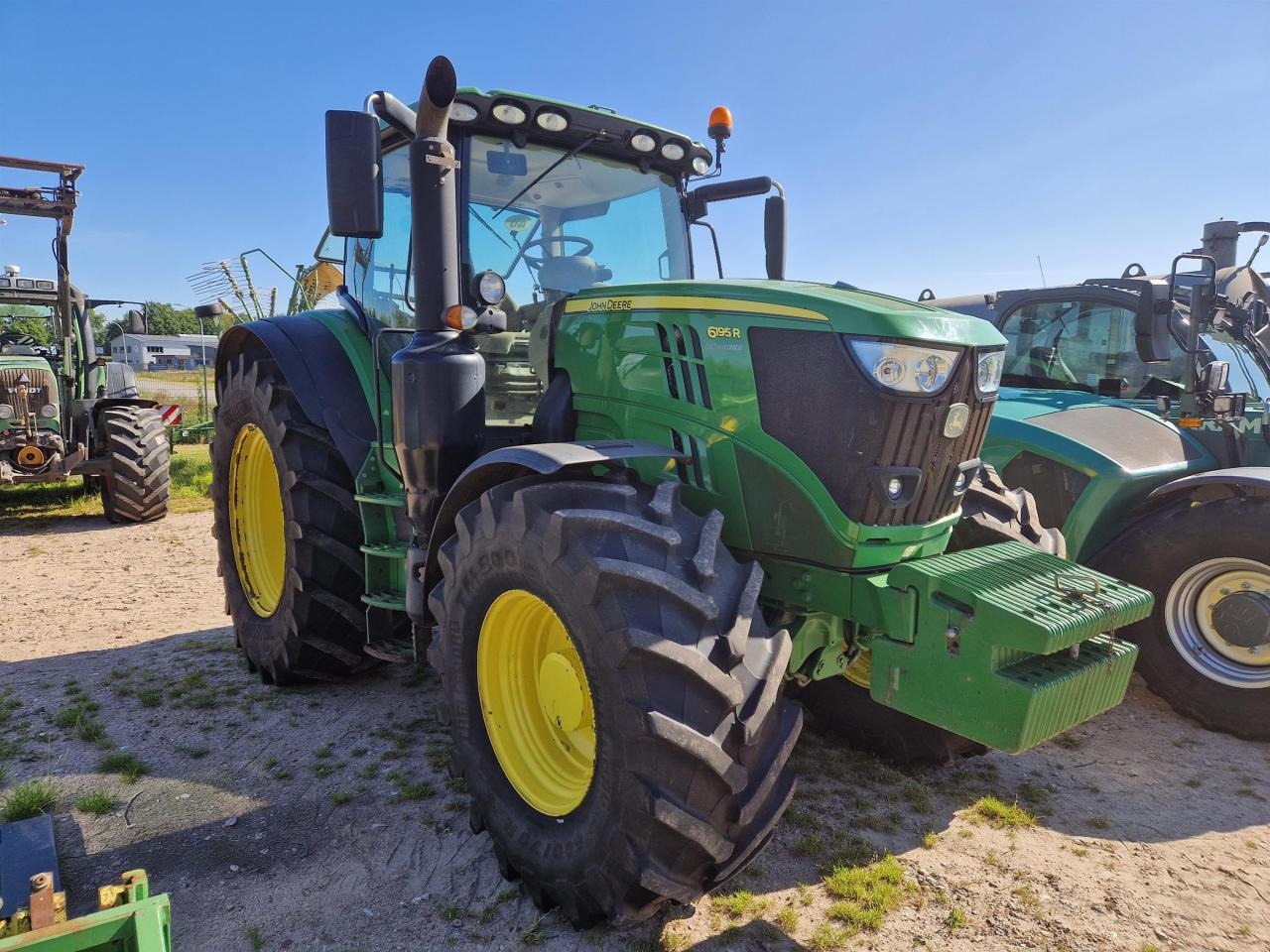 John Deere 6195R - Tracteur agricole: photos 2 John Deere 6195R - Tracteur agricole: photos 2