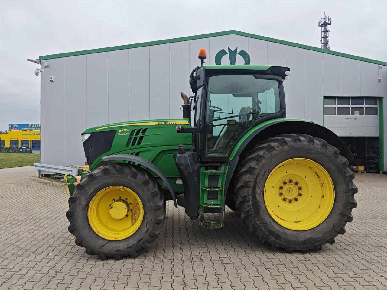 John Deere 6210R - Tracteur agricole: photos 2 John Deere 6210R - Tracteur agricole: photos 2