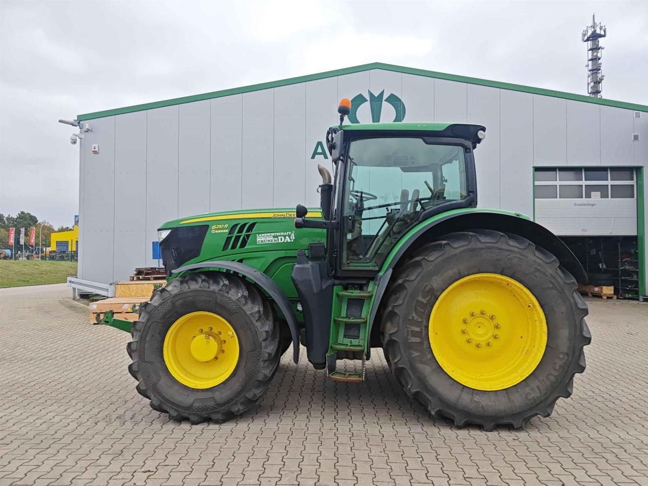 John Deere 6210R - Tracteur agricole: photos 2 John Deere 6210R - Tracteur agricole: photos 2