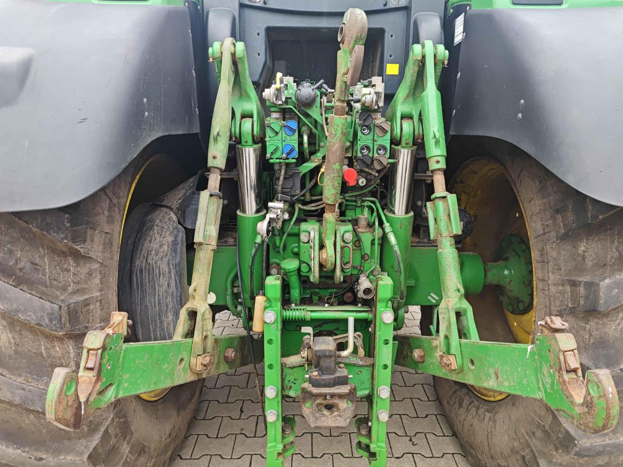 John Deere 6210R - Tracteur agricole: photos 5 John Deere 6210R - Tracteur agricole: photos 5