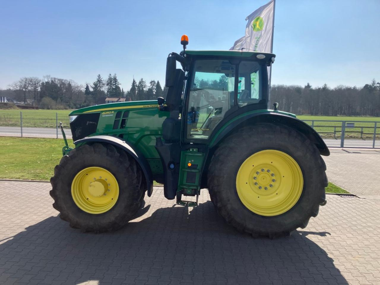 John Deere 6250R - Tracteur agricole: photos 4 John Deere 6250R - Tracteur agricole: photos 4