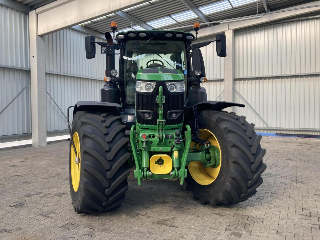 John Deere 6250R - Tracteur agricole: photos 4 John Deere 6250R - Tracteur agricole: photos 4