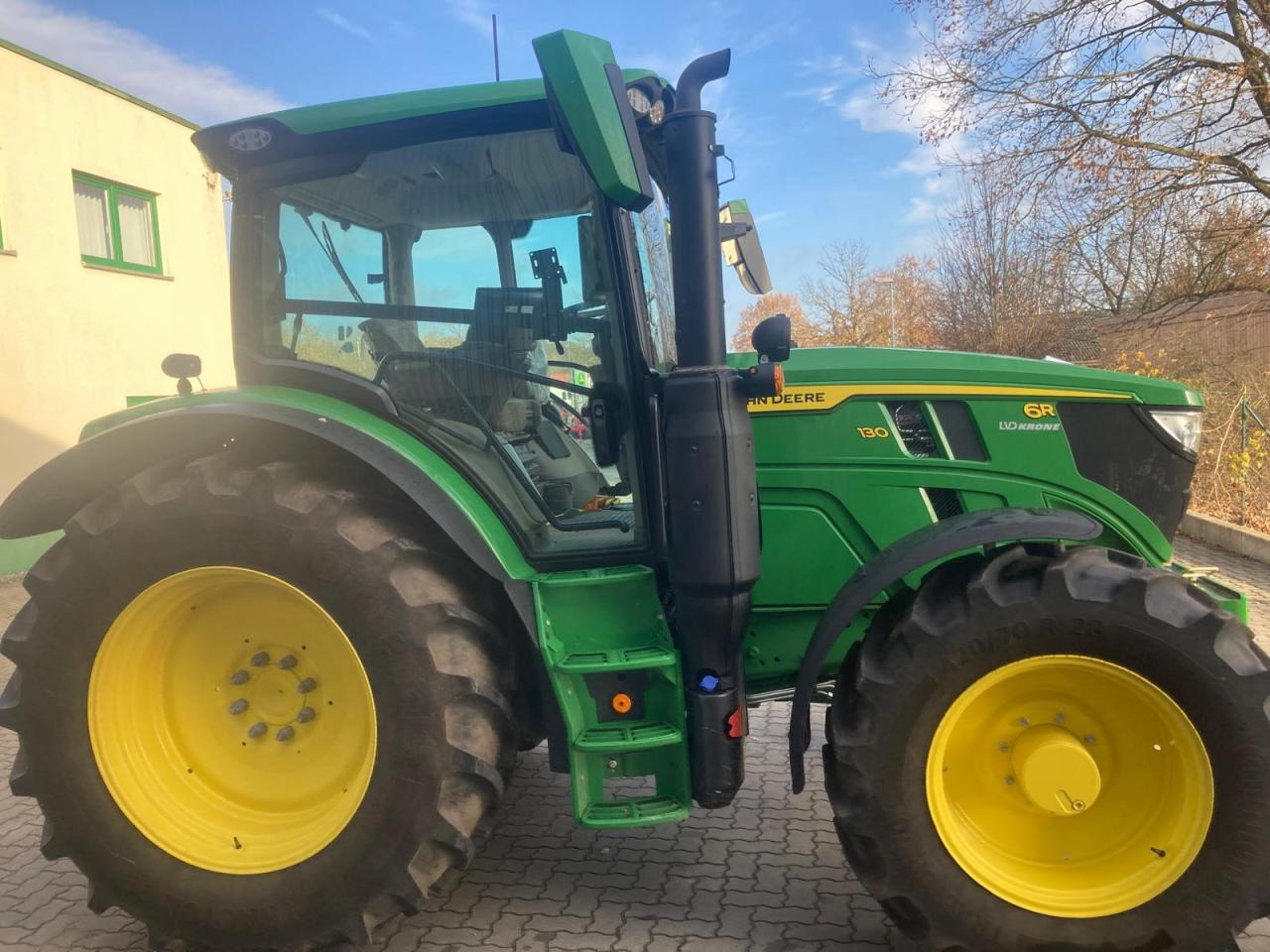 John Deere 6R 130 - Tracteur agricole: photos 2 John Deere 6R 130 - Tracteur agricole: photos 2