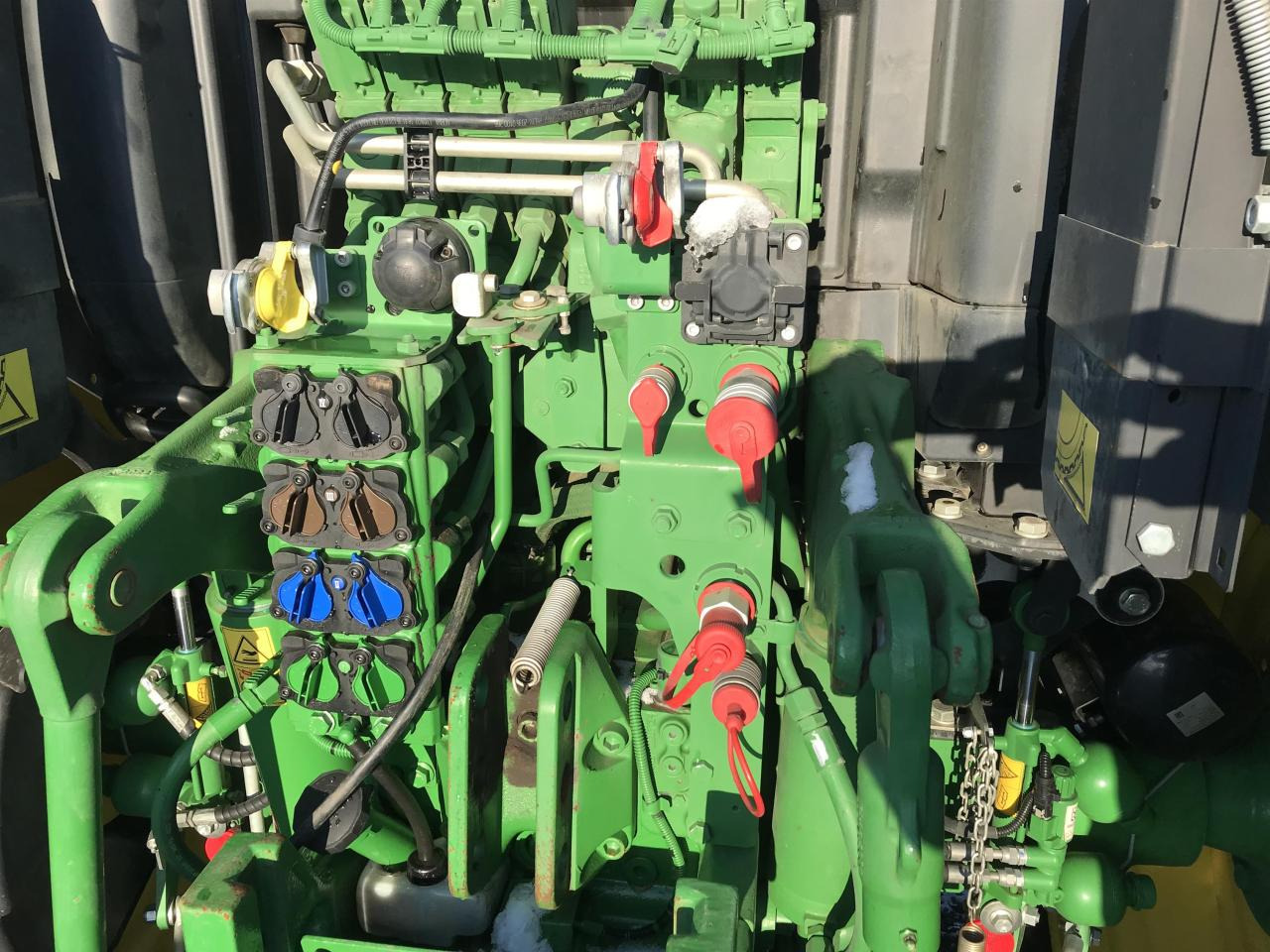 John Deere 6R 140 - Tracteur agricole: photos 4 John Deere 6R 140 - Tracteur agricole: photos 4