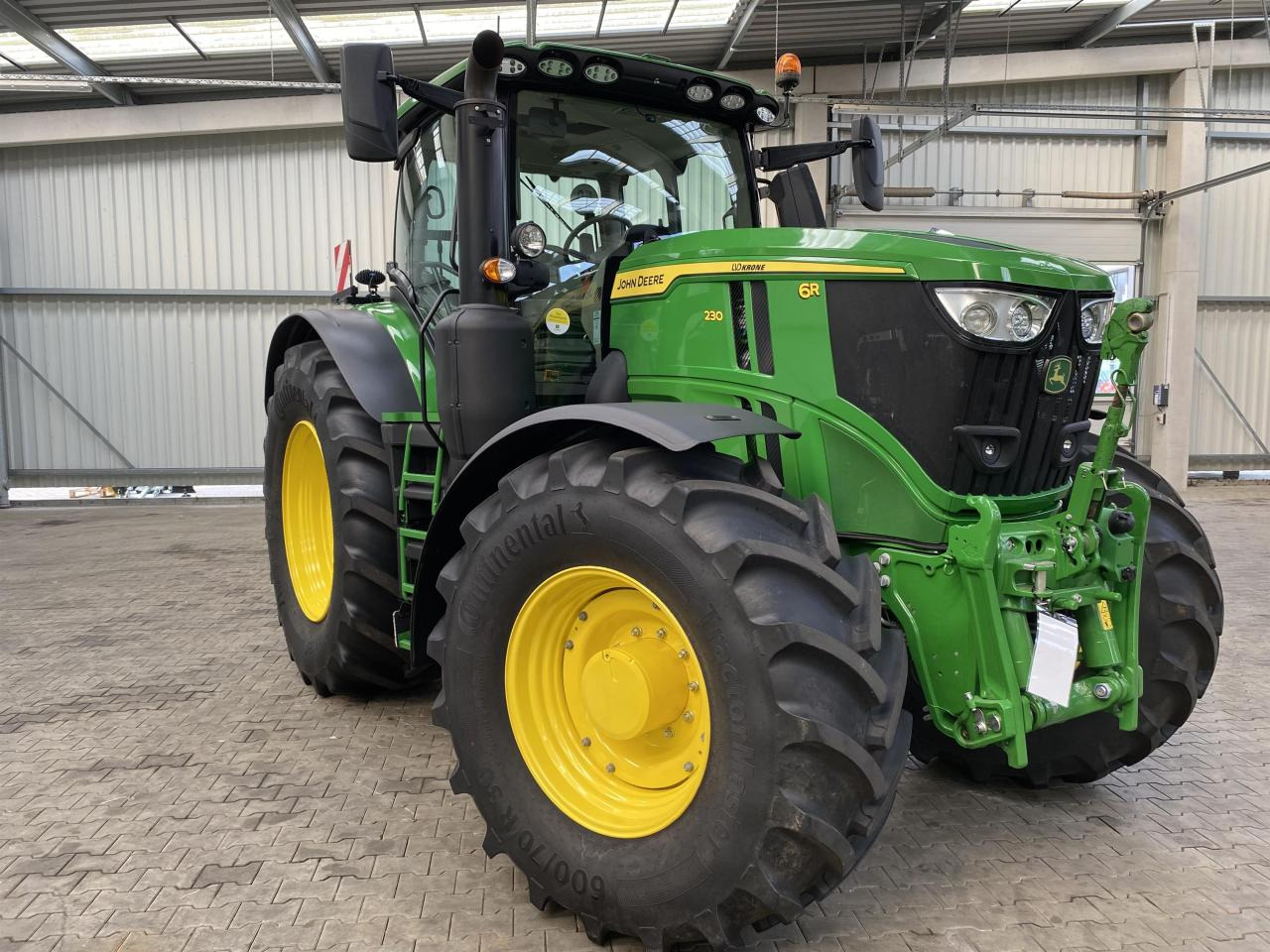 John Deere 6R 230 - Tracteur agricole: photos 2 John Deere 6R 230 - Tracteur agricole: photos 2
