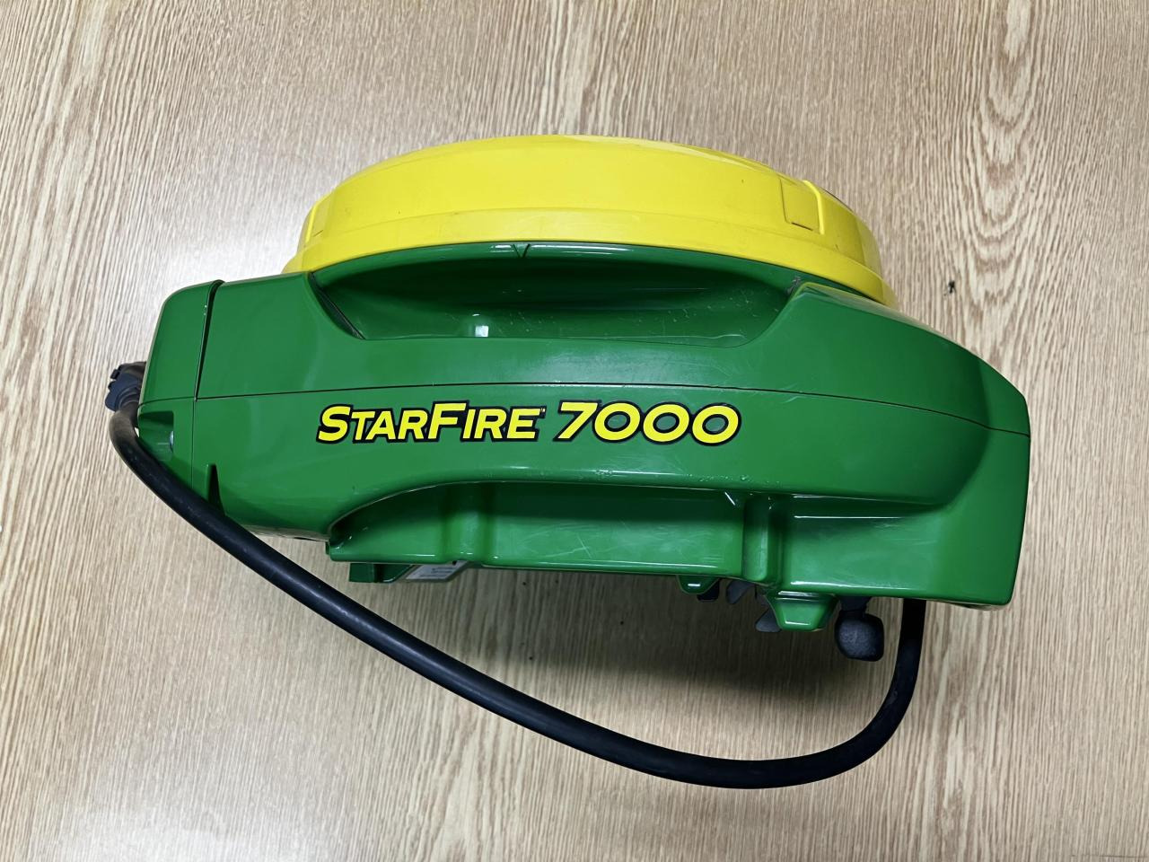 John Deere SF7000 - Système de navigation pour Machine agricole: photos 1 John Deere SF7000 - Système de navigation pour Machine agricole: photos 1