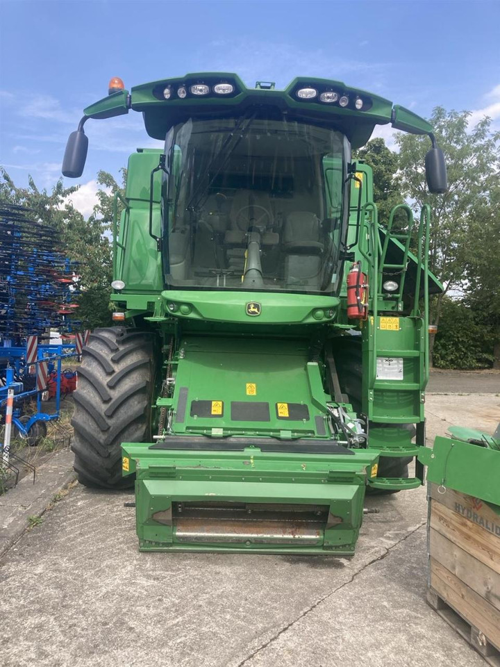 John Deere T560 - Moissonneuse-batteuse: photos 2 John Deere T560 - Moissonneuse-batteuse: photos 2