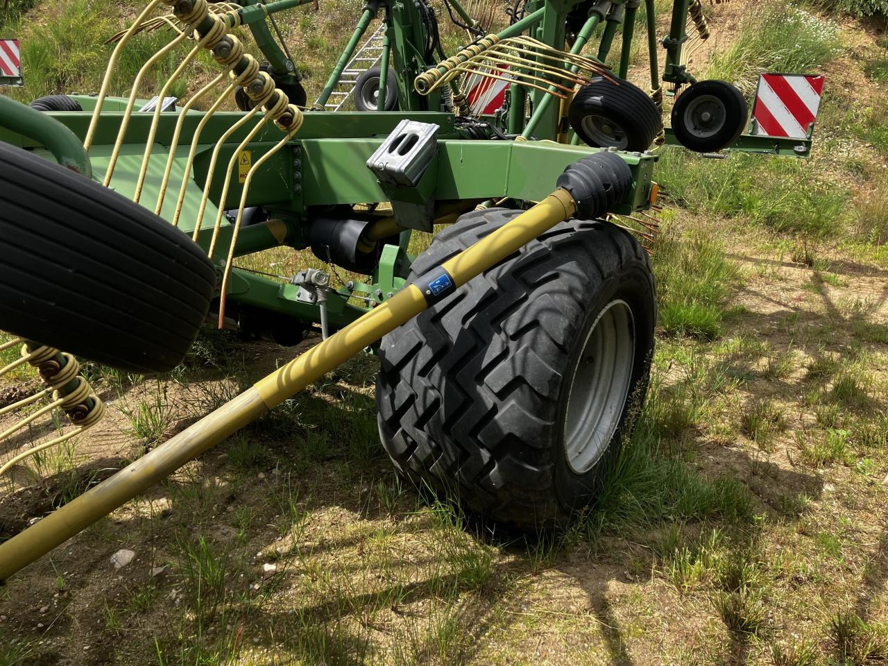 Krone Swadro 1400 Plus - Faneuse: photos 5 Krone Swadro 1400 Plus - Faneuse: photos 5