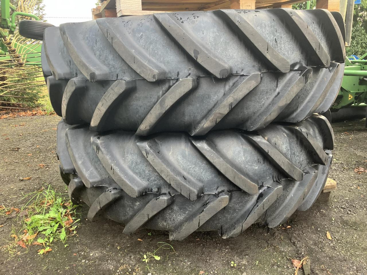 Michelin 480/70R38 - Pneu pour Machine agricole: photos 1 Michelin 480/70R38 - Pneu pour Machine agricole: photos 1