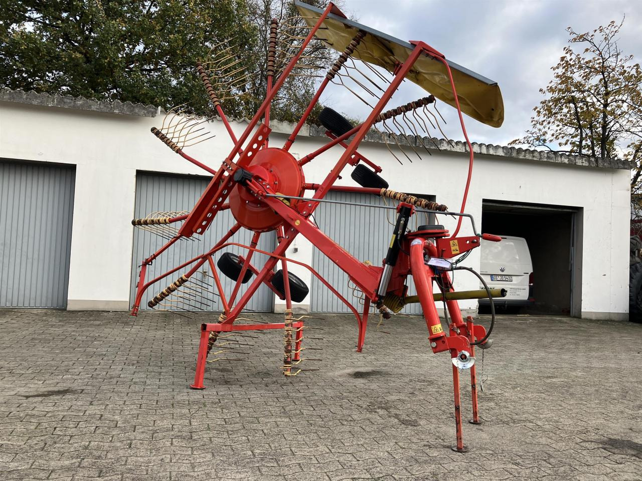 Niemeyer Twin 470 -DH - Faneuse: photos 3 Niemeyer Twin 470 -DH - Faneuse: photos 3