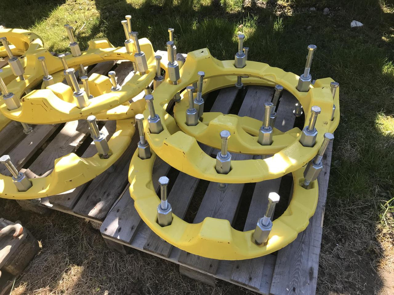 John Deere 2x 70 + 530 kg - Pièces de rechange pour Machine agricole: photos 3 John Deere 2x 70 + 530 kg - Pièces de rechange pour Machine agricole: photos 3