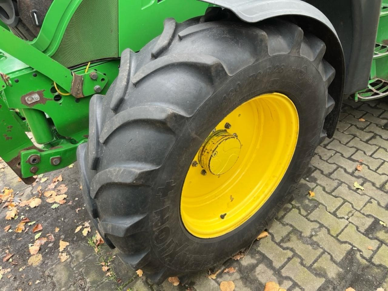 Vredestein 420/70R28 - Pneu pour Machine agricole: photos 1 Vredestein 420/70R28 - Pneu pour Machine agricole: photos 1
