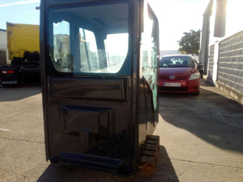Cab ROPS HITACHI ZX270-3 ZX280-3 4665065 - Cabine pour Engins de chantier: photos 4 Cab ROPS HITACHI ZX270-3 ZX280-3 4665065 - Cabine pour Engins de chantier: photos 4