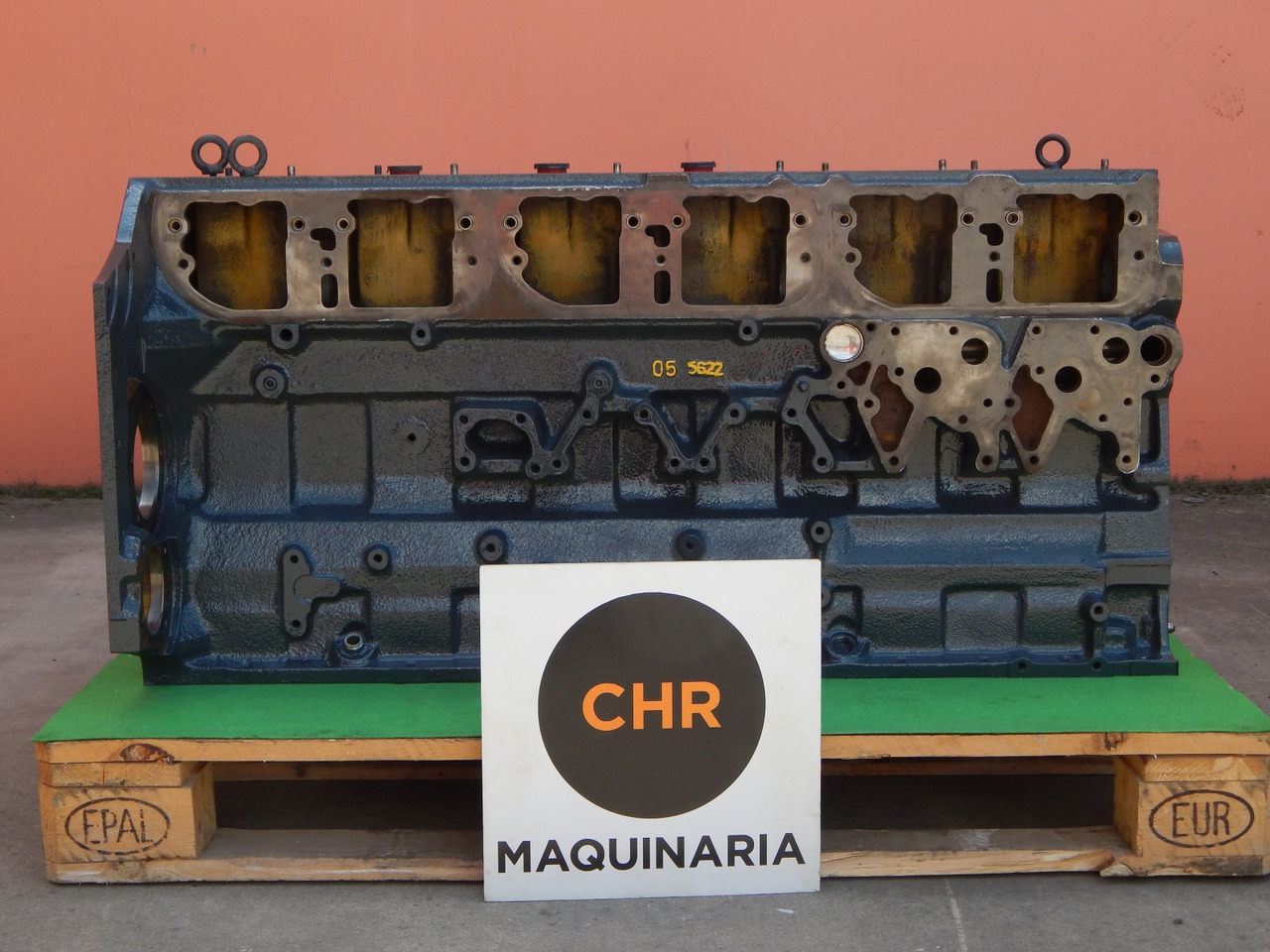 Engine KOMATSU - Moteur pour Engins de chantier: photos 1 Engine KOMATSU - Moteur pour Engins de chantier: photos 1