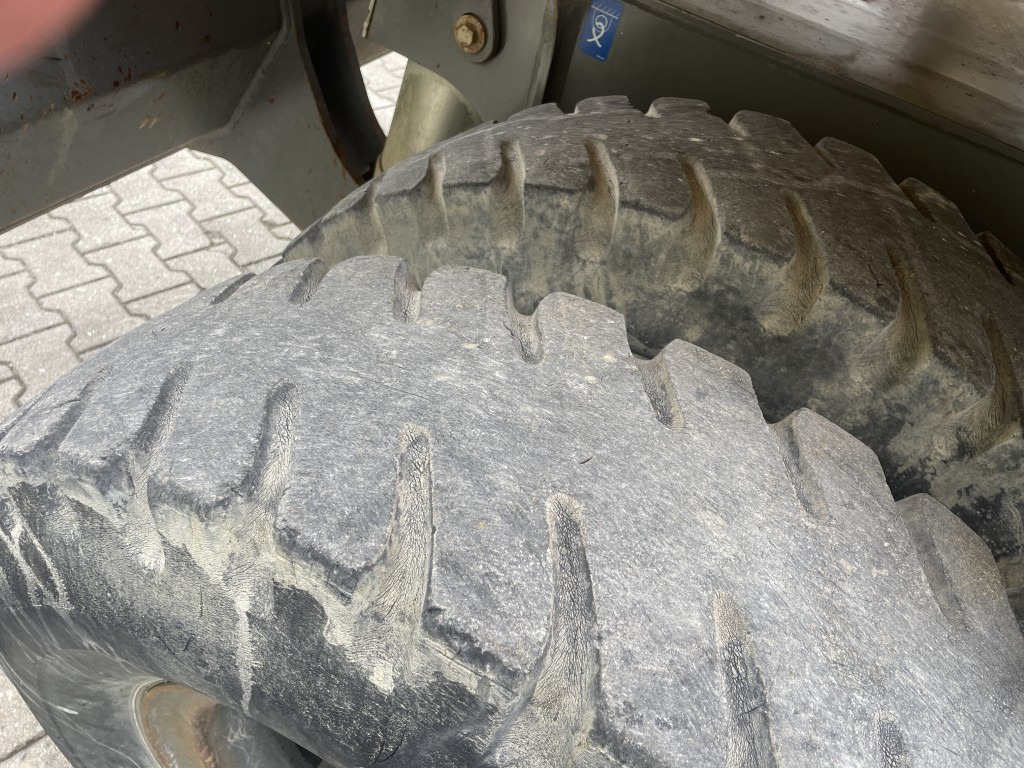 Pelle sur pneus Liebherr A 900 C Litronic: photos 15