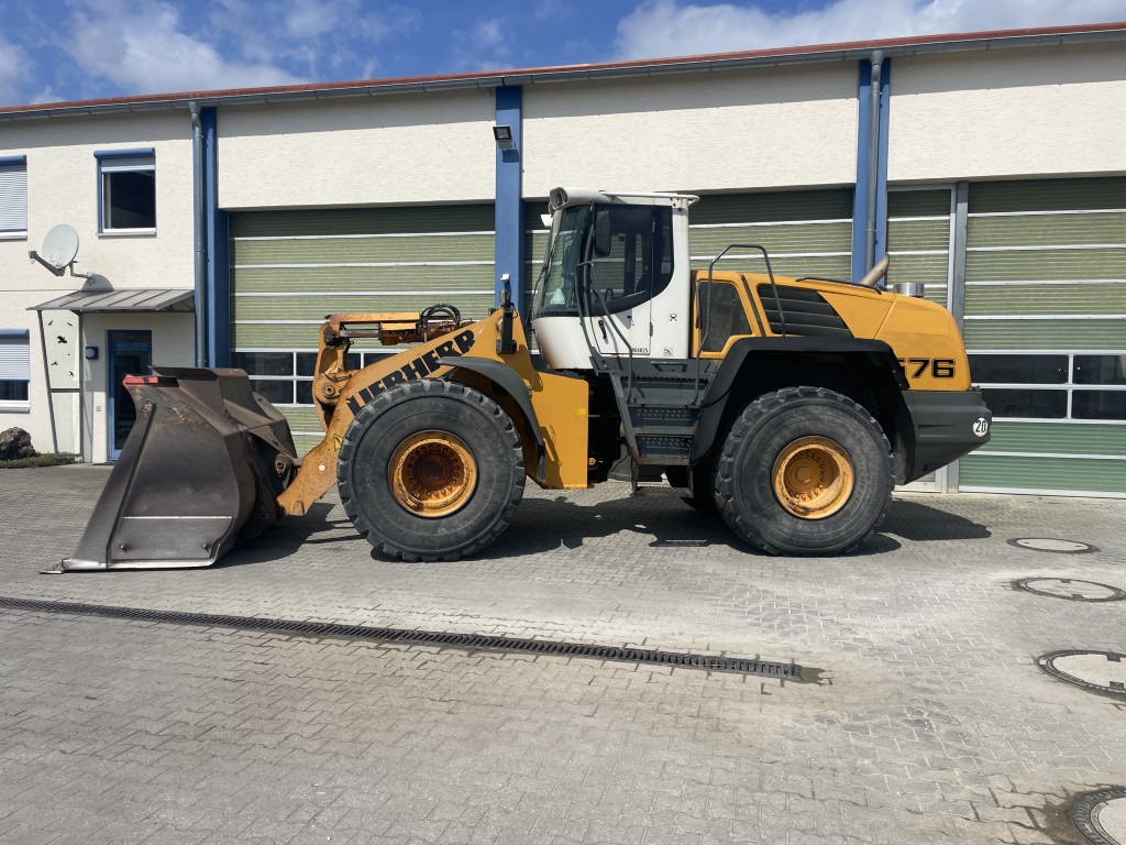 Liebherr L 576 - Chargeuse sur pneus: photos 2 Liebherr L 576 - Chargeuse sur pneus: photos 2