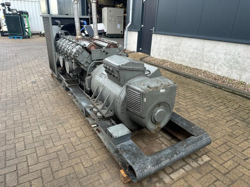 Baudouin Leroy Somer 300 kVA noodstroom generatorset ex Emergency - Groupe électrogène: photos 5 Baudouin Leroy Somer 300 kVA noodstroom generatorset ex Emergency - Groupe électrogène: photos 5
