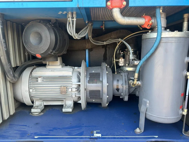 Compair L50 - 10A 45 kW 7.55 m3 / min 10 Bar Elektrische Schroefcompressor - Compresseur d'air: photos 3 Compair L50 - 10A 45 kW 7.55 m3 / min 10 Bar Elektrische Schroefcompressor - Compresseur d'air: photos 3