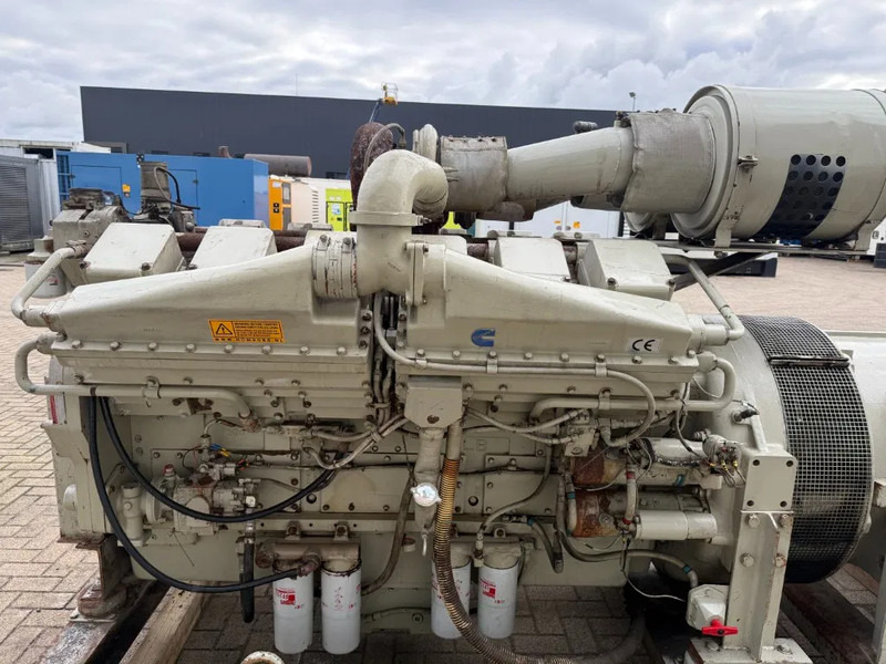Groupe électrogène Cummins KTA 38 G5 Leroy Somer 1000 kVA noodstroom generatorset: photos 5 Groupe électrogène Cummins KTA 38 G5 Leroy Somer 1000 kVA noodstroom generatorset: photos 5