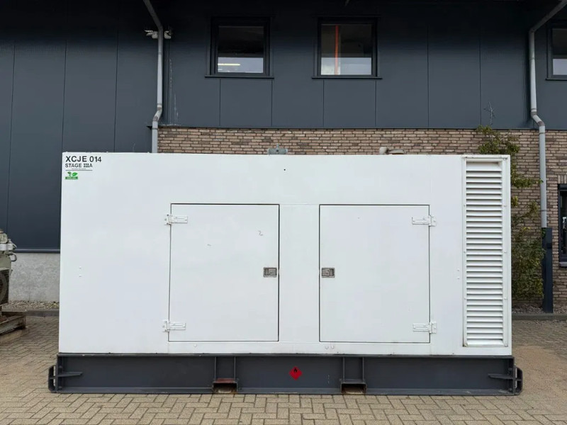 Cummins QSL9-G8 Stamford 300 kVA Supersilent Rental generatorset - Groupe électrogène: photos 3 Cummins QSL9-G8 Stamford 300 kVA Supersilent Rental generatorset - Groupe électrogène: photos 3