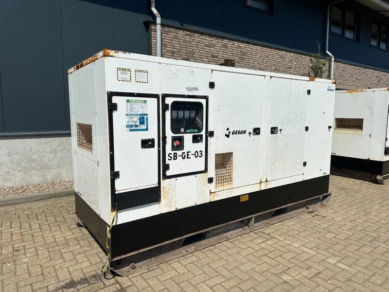 GESAN DVR 250 Volvo Leroy Somer 275 kVA Silent Rental generatorset - Groupe électrogène: photos 4 GESAN DVR 250 Volvo Leroy Somer 275 kVA Silent Rental generatorset - Groupe électrogène: photos 4