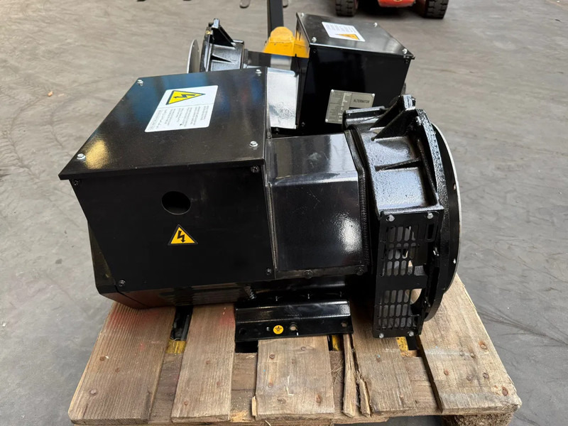 Generatordeel 38 kVA generatordeel Alternator New ! - Groupe électrogène: photos 3 Generatordeel 38 kVA generatordeel Alternator New ! - Groupe électrogène: photos 3