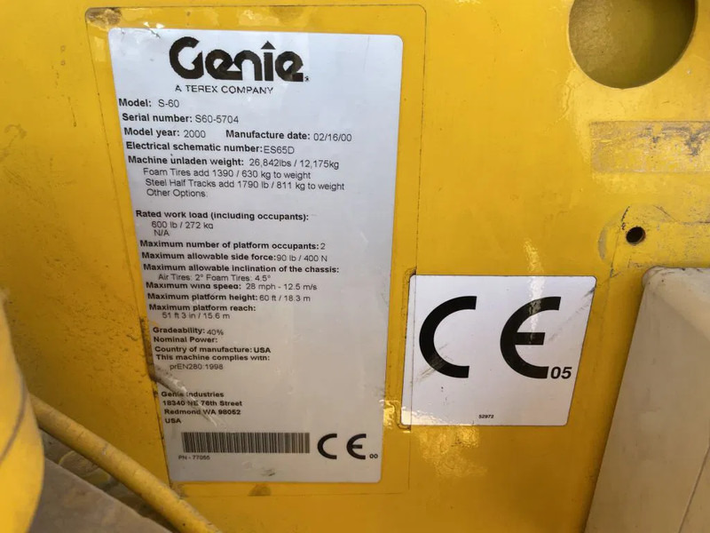 Genie S-60 Deutz Diesel 4 x 4 Telescoophoogwerker 17.6 meter werkhoogte - Nacelle télescopique: photos 4 Genie S-60 Deutz Diesel 4 x 4 Telescoophoogwerker 17.6 meter werkhoogte - Nacelle télescopique: photos 4