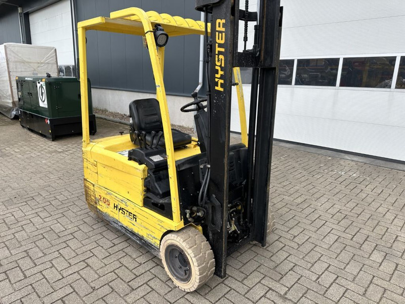Hyster J2.00XMI 2 ton Triplex Freelift Sideshift Elektra Heftruck accu 2012 - Chariot élévateur électrique: photos 5 Hyster J2.00XMI 2 ton Triplex Freelift Sideshift Elektra Heftruck accu 2012 - Chariot élévateur électrique: photos 5