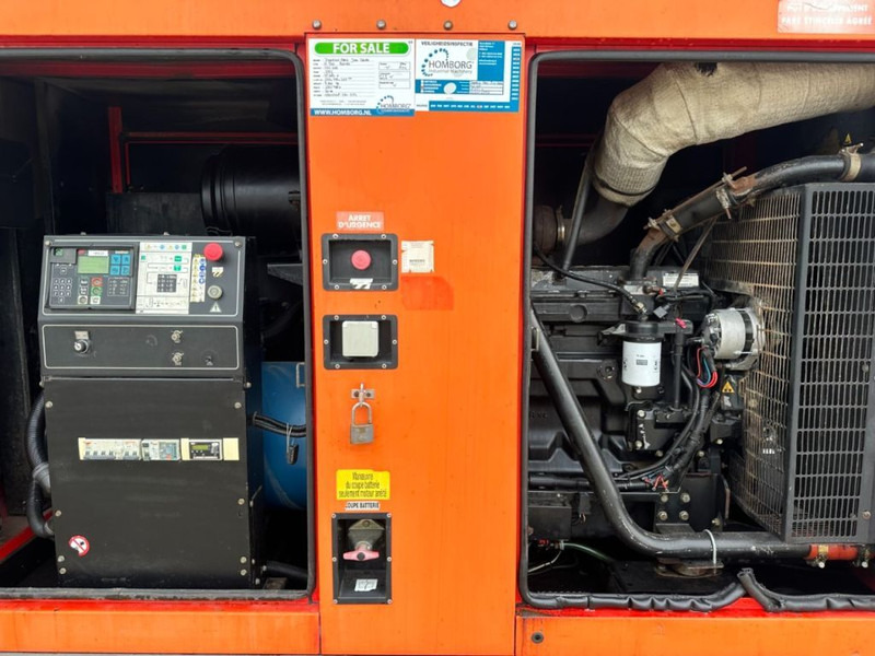 Ingersoll Rand G160 John Deere Leroy Somer 165 kVA Silent Rental generatorset - Groupe électrogène: photos 2 Ingersoll Rand G160 John Deere Leroy Somer 165 kVA Silent Rental generatorset - Groupe électrogène: photos 2
