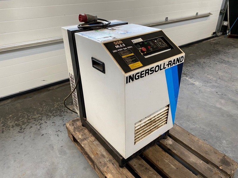 Ingersoll Rand SSR ML 5.5 SSR ML5.5 6 kW 800 L / min 7.5 Bar Elektrische Schroefcompressor - Compresseur d'air: photos 1 Ingersoll Rand SSR ML 5.5 SSR ML5.5 6 kW 800 L / min 7.5 Bar Elektrische Schroefcompressor - Compresseur d'air: photos 1