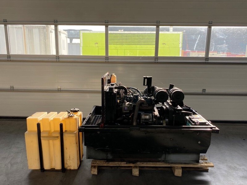 Kubota D1105 Sullair 15.5 kW 7 bar diesel schroefcompressor met nakoeler - Compresseur d'air: photos 1 Kubota D1105 Sullair 15.5 kW 7 bar diesel schroefcompressor met nakoeler - Compresseur d'air: photos 1