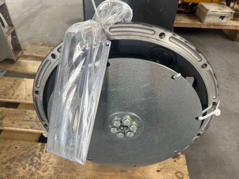 MECC ALTE SPA ECP 28 VL4 Alternator 30 kVA Generatordeel Overstock New ! - Groupe électrogène: photos 5 MECC ALTE SPA ECP 28 VL4 Alternator 30 kVA Generatordeel Overstock New ! - Groupe électrogène: photos 5