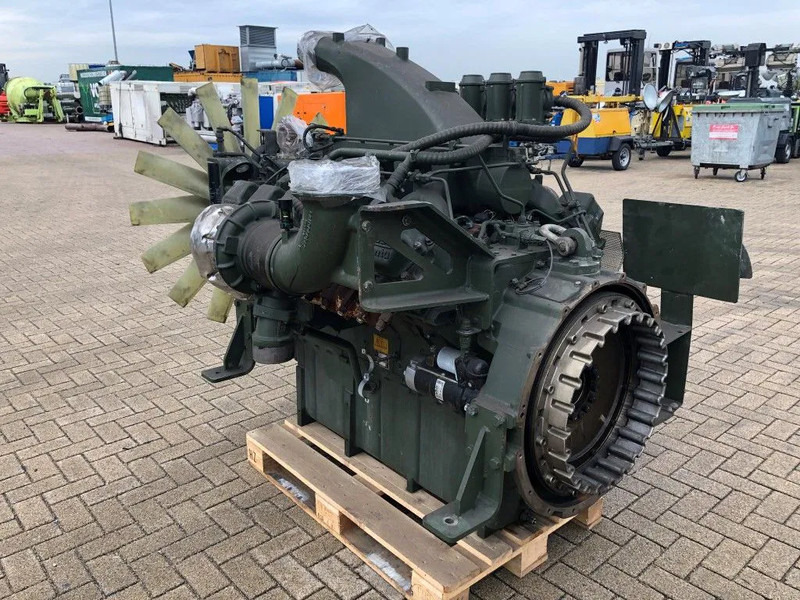 MTU 12V 2000 633 PK 12V 2000 633 PK Diesel Engine - Moteur: photos 2 MTU 12V 2000 633 PK 12V 2000 633 PK Diesel Engine - Moteur: photos 2