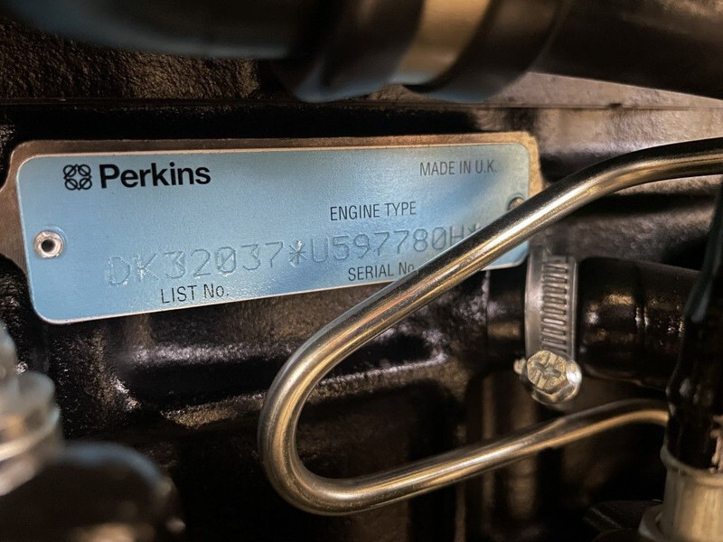 Perkins 1103A-33T Stamford 50 kVA open generatorset New ! - Groupe électrogène: photos 5 Perkins 1103A-33T Stamford 50 kVA open generatorset New ! - Groupe électrogène: photos 5