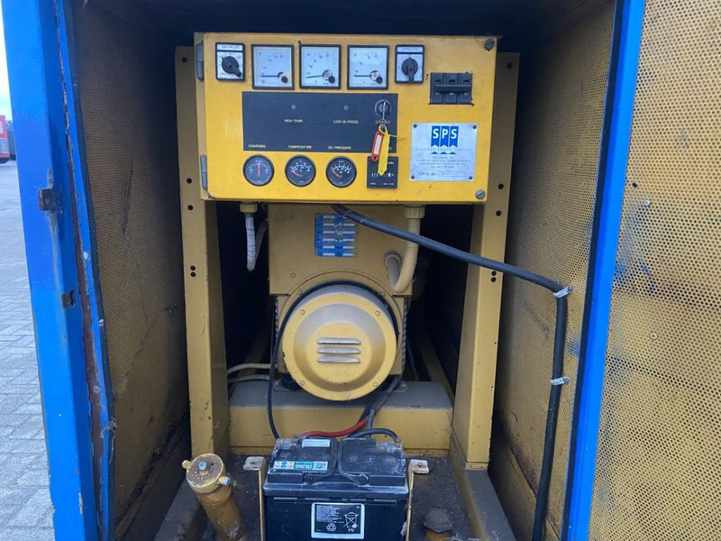 Perkins Stamford 16 kVA Silent generatorset - Groupe électrogène: photos 2 Perkins Stamford 16 kVA Silent generatorset - Groupe électrogène: photos 2