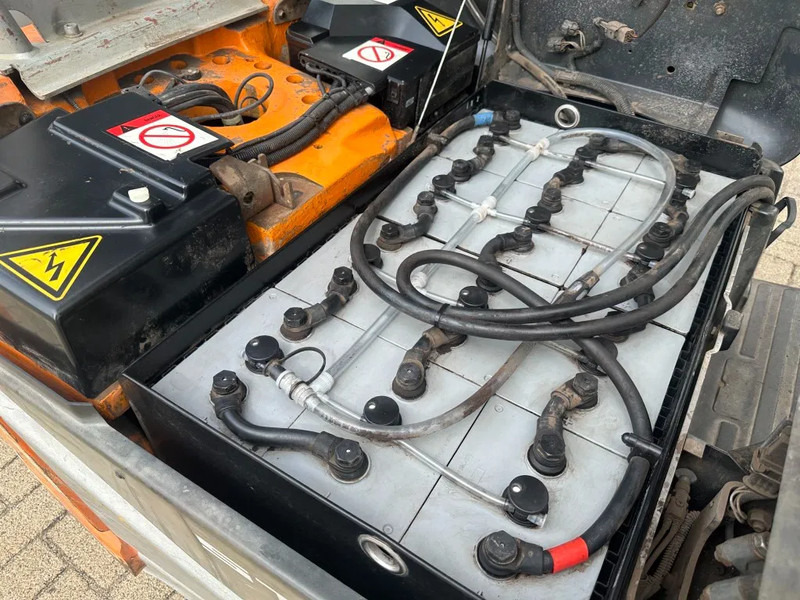 Still RX 50-15 Triplex Freelift Sideshift Elektra Heftruck 1.5 ton Accu 2021 - Chariot élévateur électrique: photos 4 Still RX 50-15 Triplex Freelift Sideshift Elektra Heftruck 1.5 ton Accu 2021 - Chariot élévateur électrique: photos 4