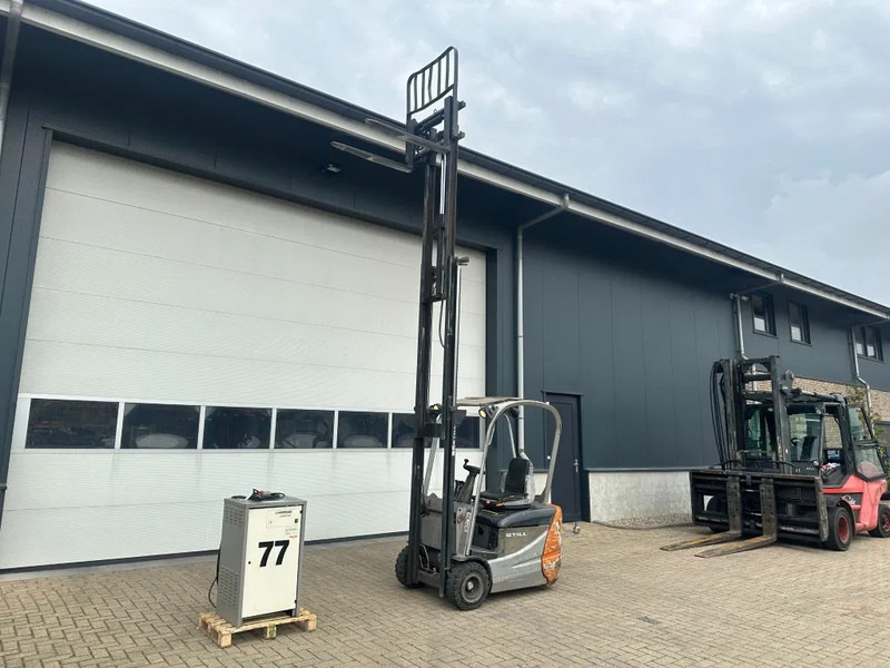 Still RX 50-15 Triplex Freelift Sideshift Elektra Heftruck 1.5 ton Accu 2021 - Chariot élévateur électrique: photos 5 Still RX 50-15 Triplex Freelift Sideshift Elektra Heftruck 1.5 ton Accu 2021 - Chariot élévateur électrique: photos 5