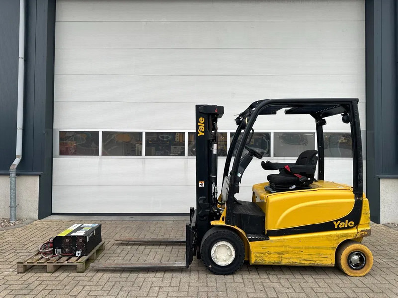 Yale ERP22VL 2.2 ton Triplex Freelift Sideshift Elektra Heftruck Accu 2022 - Chariot élévateur électrique: photos 1 Yale ERP22VL 2.2 ton Triplex Freelift Sideshift Elektra Heftruck Accu 2022 - Chariot élévateur électrique: photos 1