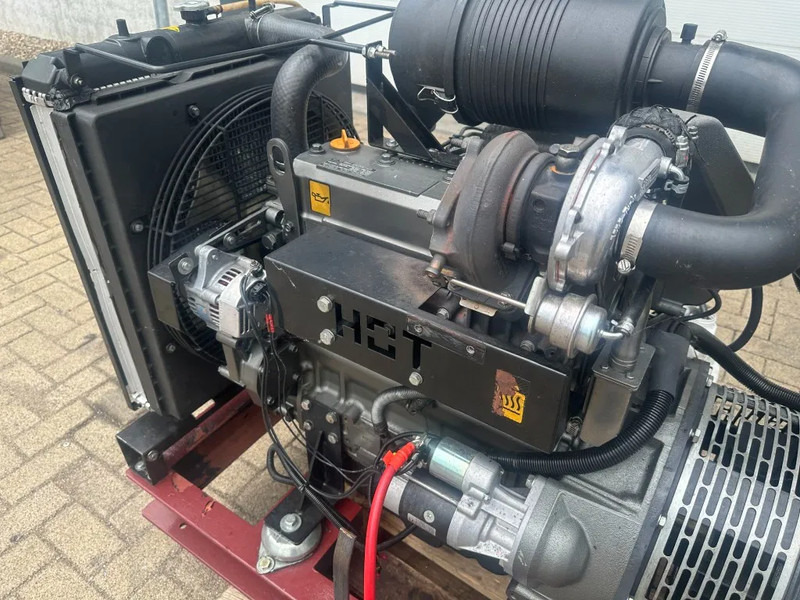 Yanmar 4TNV98T - GGEHR Mecc Alte Spa 42.5 kVA generatorset as New ! 363 hours ! - Groupe électrogène: photos 3 Yanmar 4TNV98T - GGEHR Mecc Alte Spa 42.5 kVA generatorset as New ! 363 hours ! - Groupe électrogène: photos 3