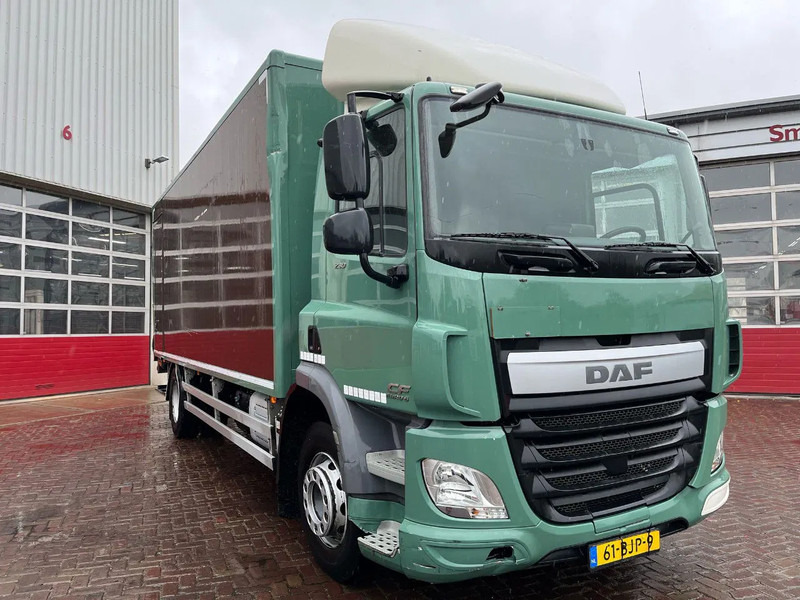 DAF CF 230 FA - Camion fourgon: photos 4 DAF CF 230 FA - Camion fourgon: photos 4