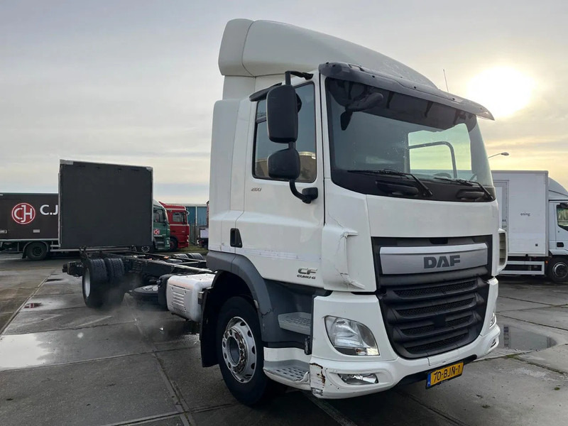 DAF CF 260 CF 260 FA CHASSIS CABINE EURO 6 - Châssis cabine: photos 3 DAF CF 260 CF 260 FA CHASSIS CABINE EURO 6 - Châssis cabine: photos 3