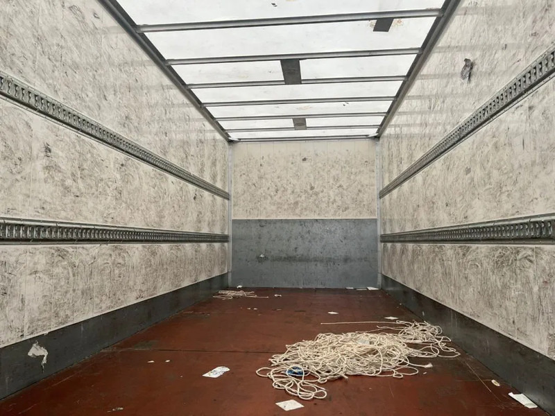 Camion fourgon DAF LF 210 FA 12 TN: photos 17