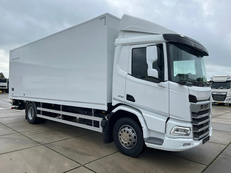 DAF XD 310 FA NEW - Camion fourgon: photos 2 DAF XD 310 FA NEW - Camion fourgon: photos 2