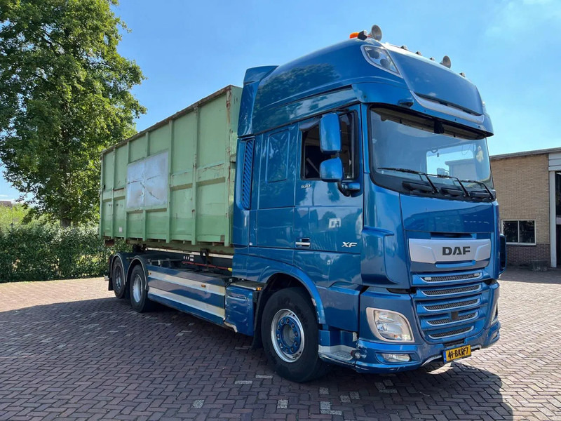 DAF XF 530 FAS - Camion porte-conteneur/ Caisse mobile: photos 1 DAF XF 530 FAS - Camion porte-conteneur/ Caisse mobile: photos 1