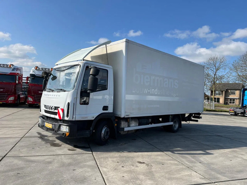 Iveco EuroCargo 75 E21 MANUAL - Camion fourgon: photos 5 Iveco EuroCargo 75 E21 MANUAL - Camion fourgon: photos 5
