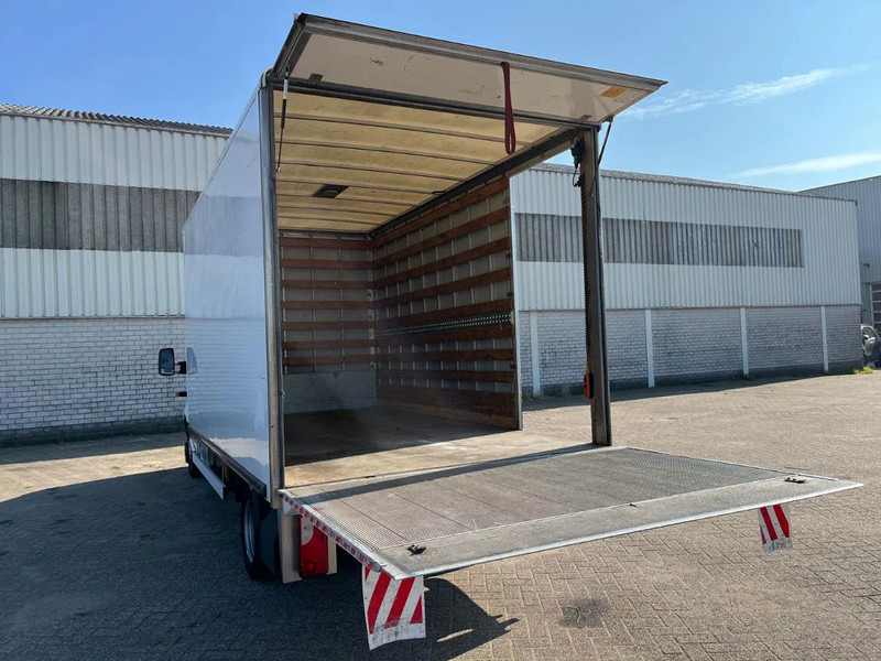 Fourgon grand volume, Utilitaire double cabine Mercedes-Benz Sprinter 513 2.2 CDI: photos 17