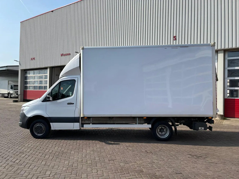 Fourgon grand volume Mercedes-Benz Sprinter 516CDI: photos 12