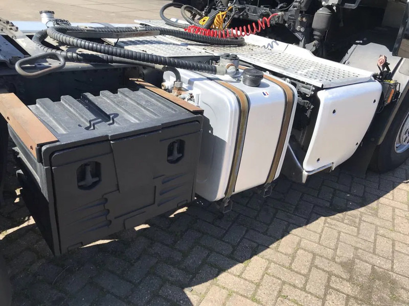 Crédit-bail de DAF CF 480 FT EURO 6 HYDRAULICS DAF CF 480 FT EURO 6 HYDRAULICS: photos 14 Crédit-bail de DAF CF 480 FT EURO 6 HYDRAULICS DAF CF 480 FT EURO 6 HYDRAULICS: photos 14