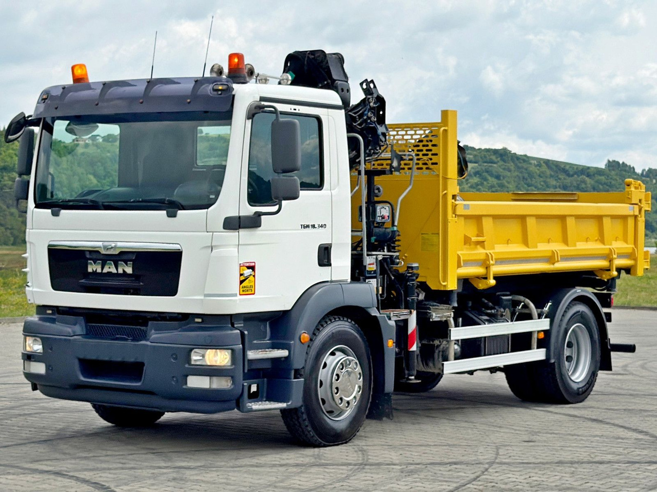MAN TGM 18.340* KIPPER 4,05m*HIAB 111 B-2 HIDUO/FUNK - Camion grue: photos 5 MAN TGM 18.340* KIPPER 4,05m*HIAB 111 B-2 HIDUO/FUNK - Camion grue: photos 5